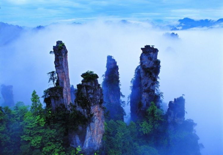 Потрясающие пейзажи Национального парка Чжанцзяцзе в Китае