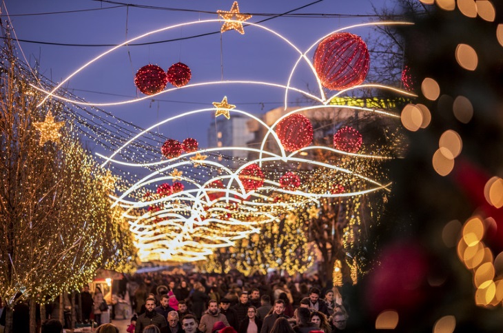 Рождественские огни: как выглядят города мира в новогодние праздники, 30 фото