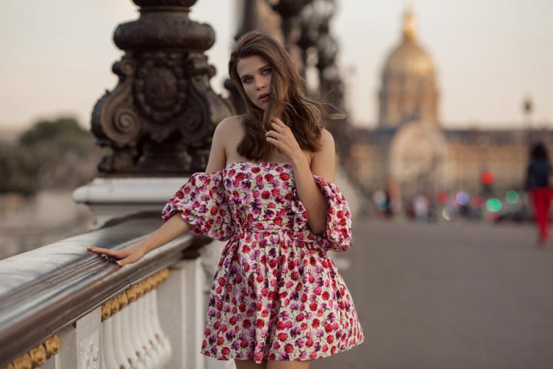 30 прелестных девушек в летних платьях