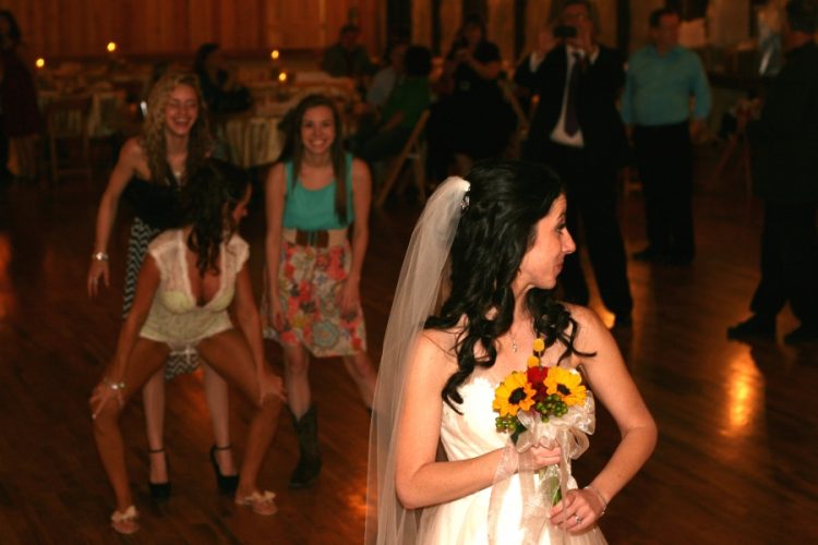 The Funniest Wedding Moments Ever Captured