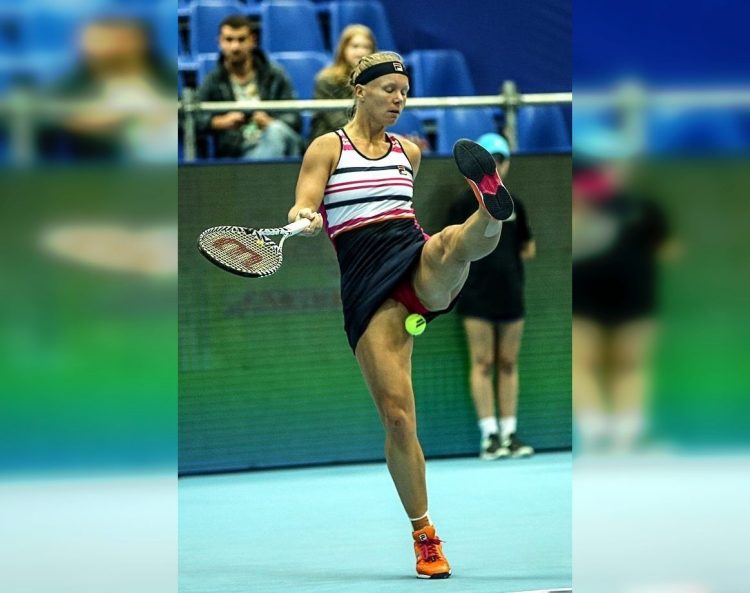 25 Delightfully Funny Photos of Women's Tennis