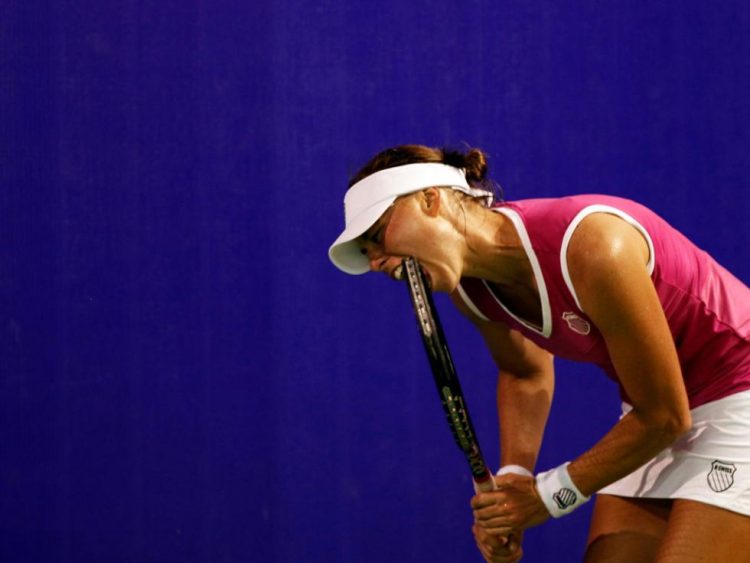 25 Delightfully Funny Photos of Women's Tennis